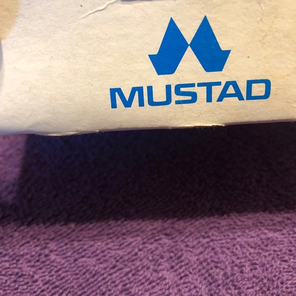 Fishing hooks. - Picture 4 of 6